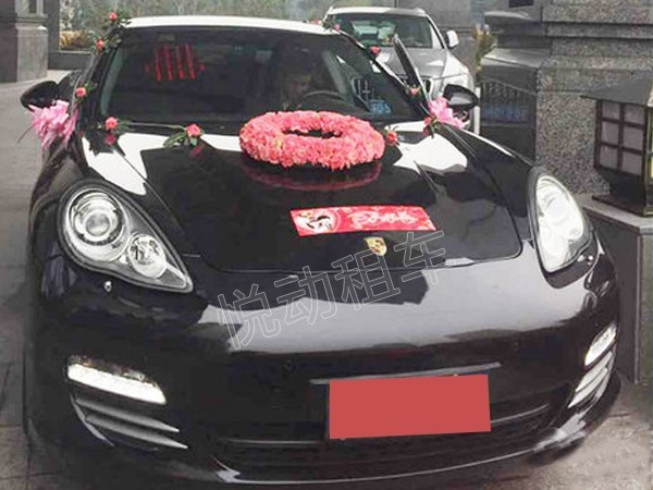 瑪莎拉蒂總裁+5輛保時(shí)捷Panamera車(chē)隊(duì)